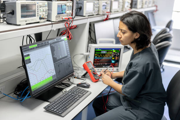 Best Licensed Electrician  in Maroa, IL