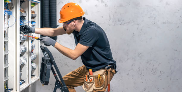 Best Electrical Contractors for Businesses  in Maroa, IL